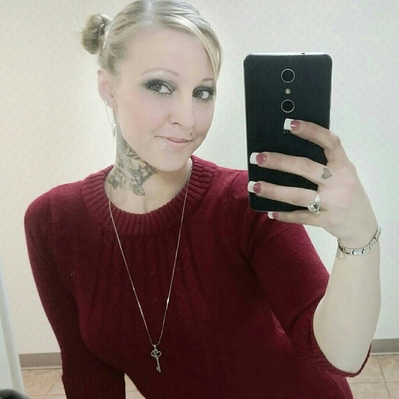 Meet your Posher, Amy - Picture 2 of 4